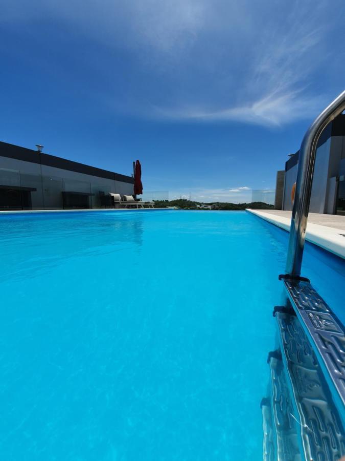 The Lanes Hotel Tutong Buitenkant foto